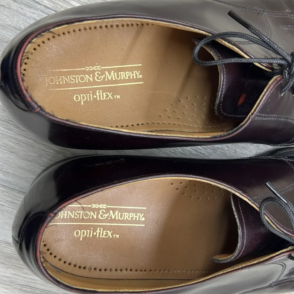 Johnston & Murphy Lace-up Oxford Shoes